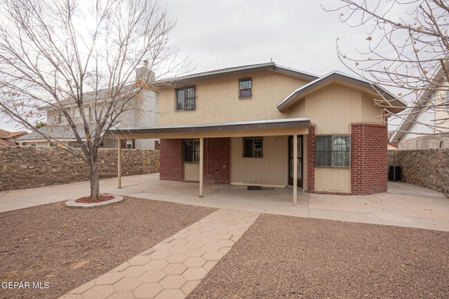 Building Photo - 1104 Chiricahua Dr