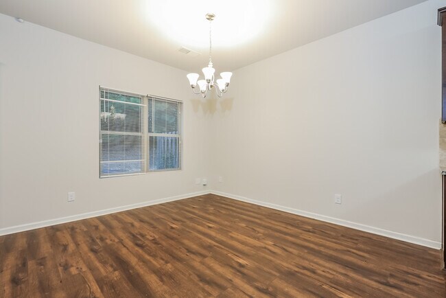 Building Photo - Cozy 3-Bedroom Home in Jonesboro, GA