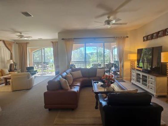 Building Photo - 9142 Cherry Oaks Ln