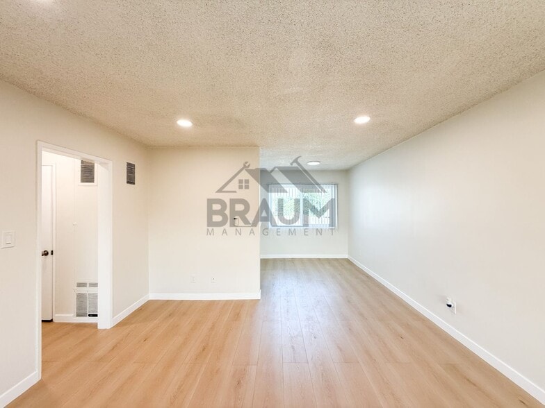 Building Photo - 18350 Napa St