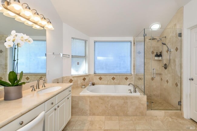 Building Photo - 13 Laurel Glen Terrace