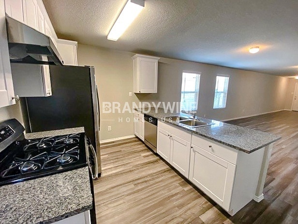 Building Photo - 7018 Winding Shelf