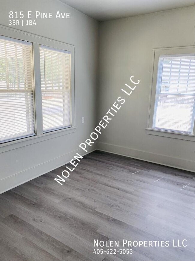 Building Photo - 815 E Pine Ave