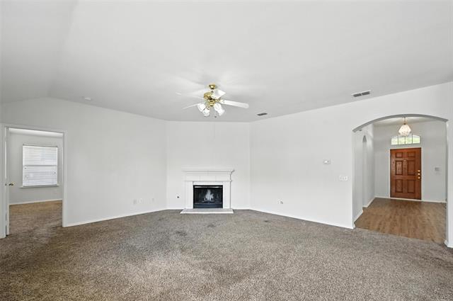 Building Photo - 1006 Redwood Trail