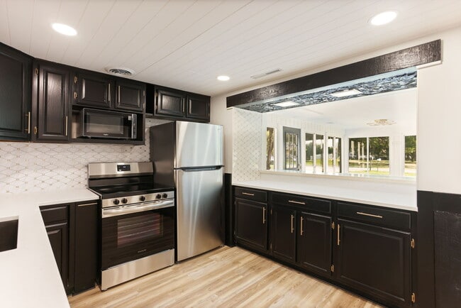 Building Photo - 7925 Otto St