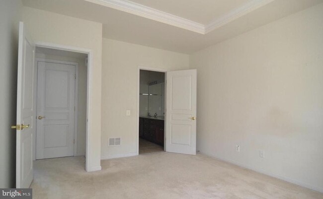 Building Photo - 23 Lumber Mill Ln