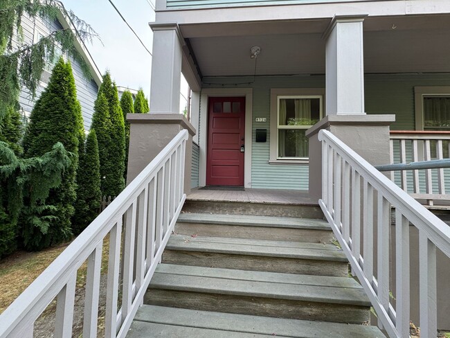 Building Photo - 8524 SE 11th Ave