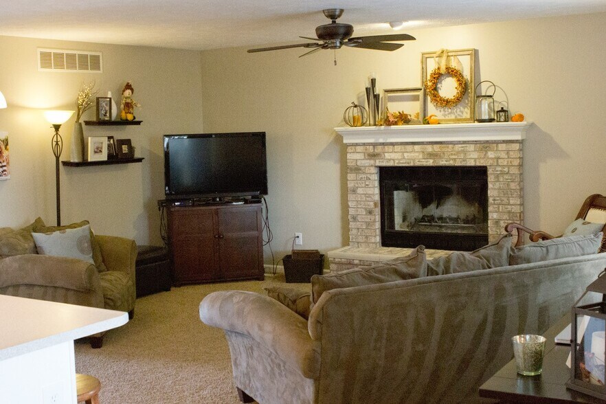 Building Photo - 1109 Pine Meadows Ct.