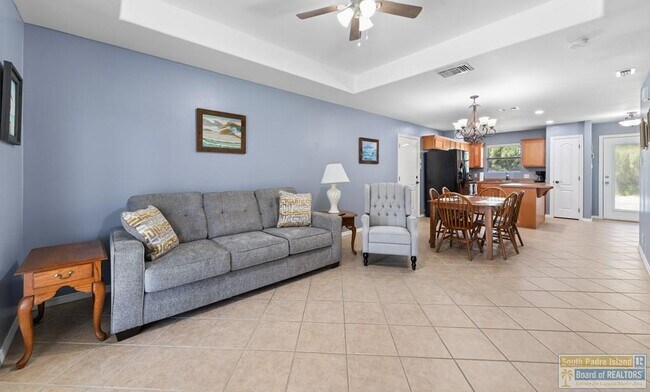 Building Photo - 40 Augusta W