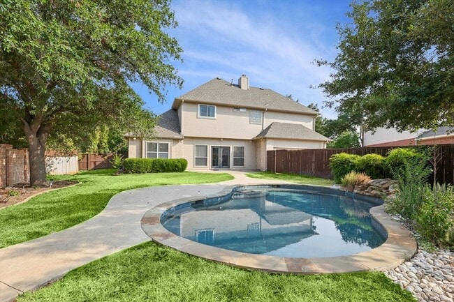 Building Photo - 6043 Fieldstone Dr