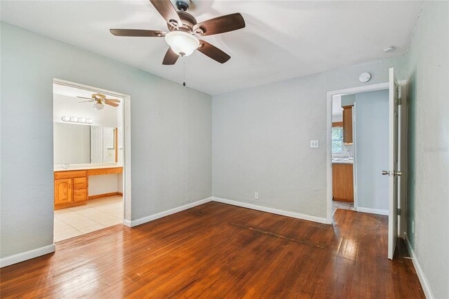 Building Photo - 751 Southwest Boulevard N
