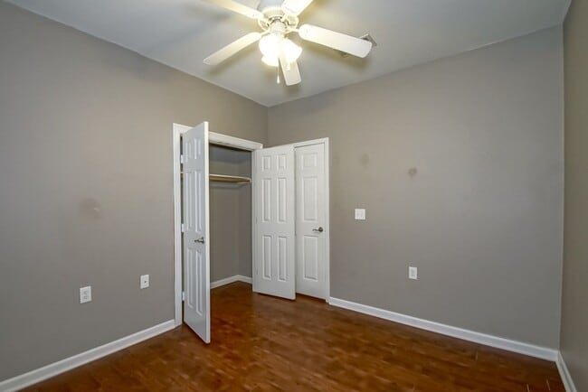 Building Photo - CONDO UNIT IN DENHAM SPRINGS