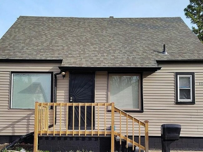 Primary Photo - 11652 Fielding St