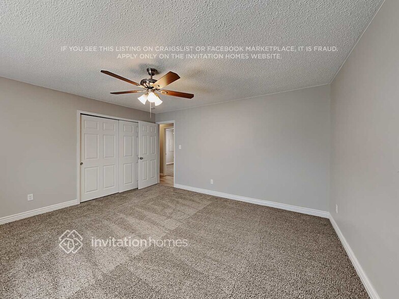 Building Photo - 2453 Garden Way