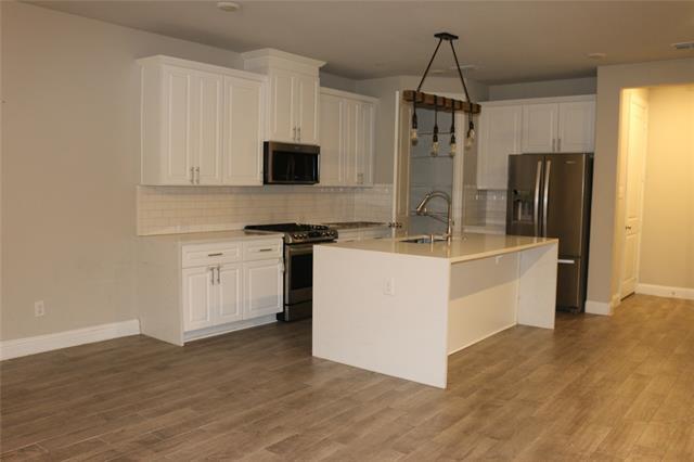 Building Photo - 3640 Fuchsia Dr