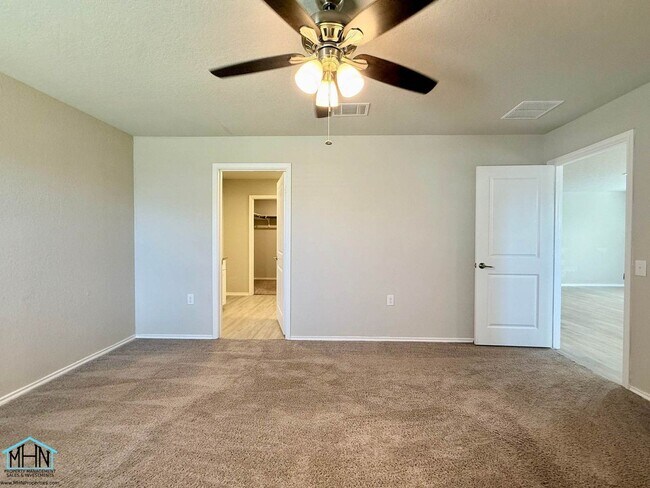 Building Photo - 6610 Hibiscus Falls