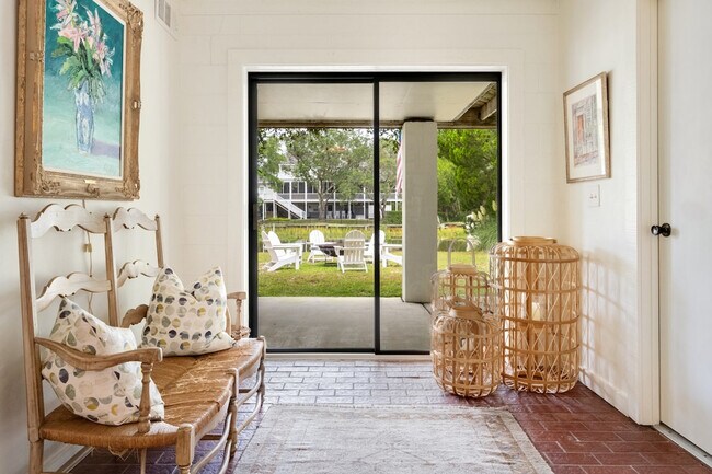 Building Photo - 193 Prospect Point Loop