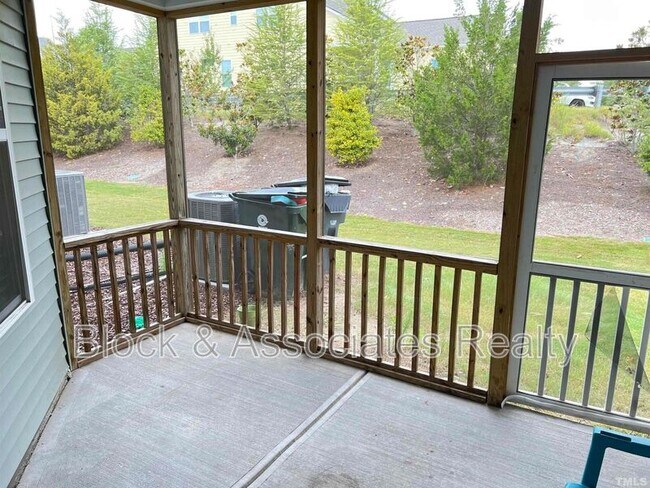 Building Photo - 228 Traphill Dr