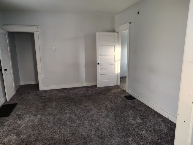 Building Photo - 1021 Liberty St