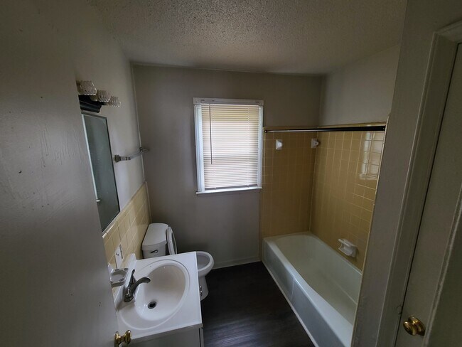 127 Mellow Unit 2 - Hershey Mellow