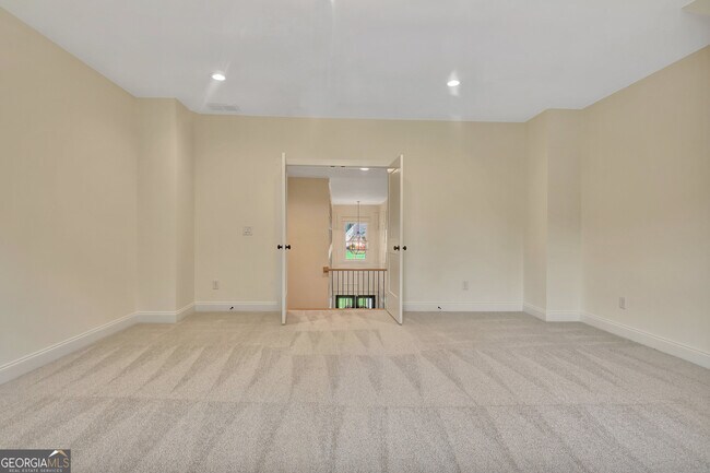 Building Photo - 255 Cicely Wy