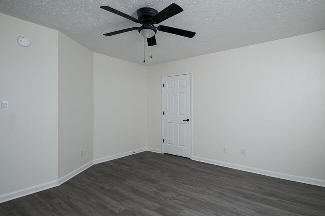 Building Photo - 154 Garnet Dr