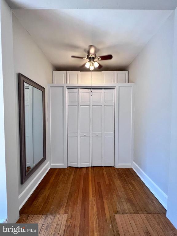 Building Photo - 1305 N Broom St