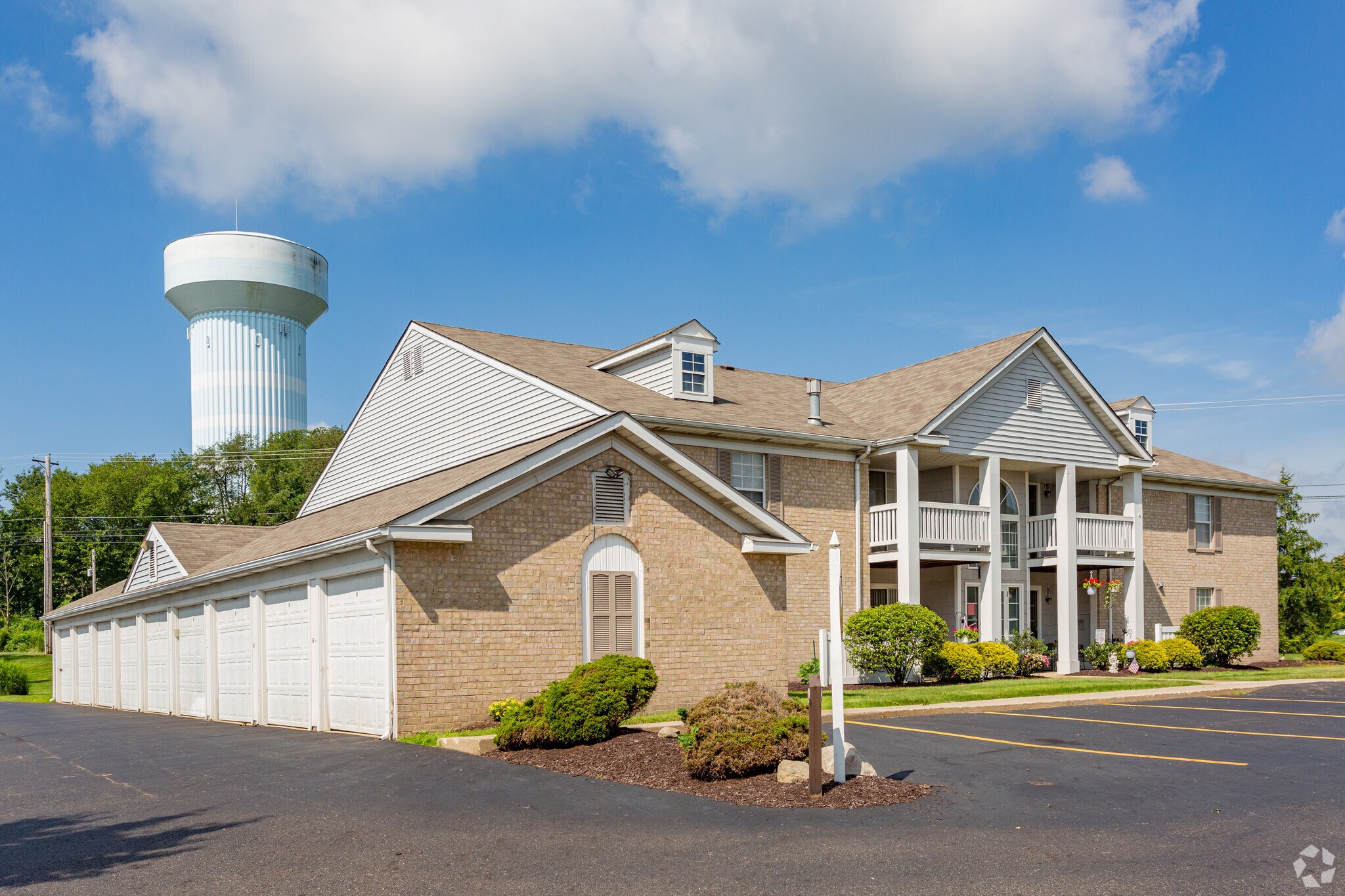 King's Creek Apartments 701 W Commons St NE Canton OH 44721