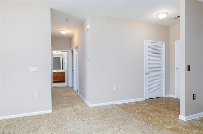 Building Photo - 5212 Nuthall Dr