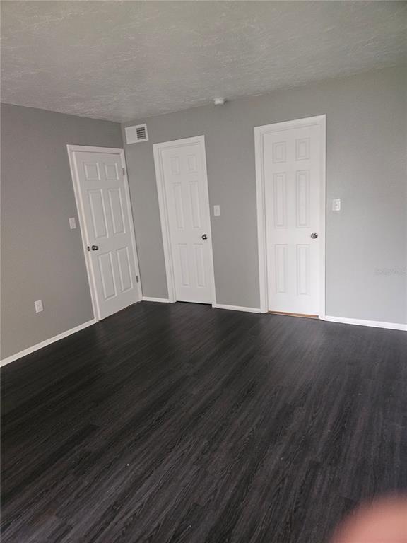 Building Photo - 3592 Lake Bayshore Dr