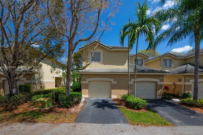 Building Photo - 2143 Hacienda Terrace