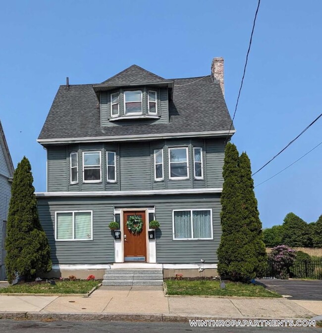 Primary Photo - 290 River Rd