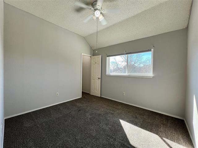 Building Photo - 814 Clearlake Dr