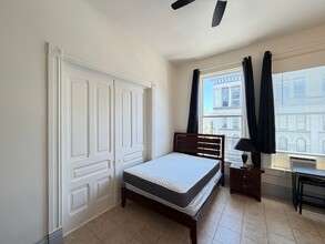 Building Photo - Furnished Unit for Rent in Historic Downtown Cole Block Building