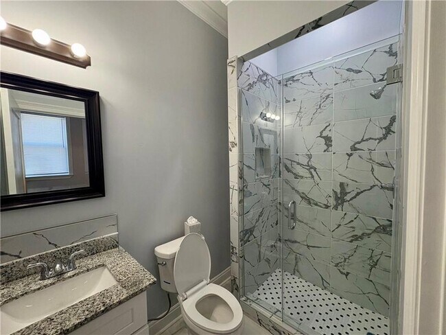 Building Photo - 3103 Cherry St