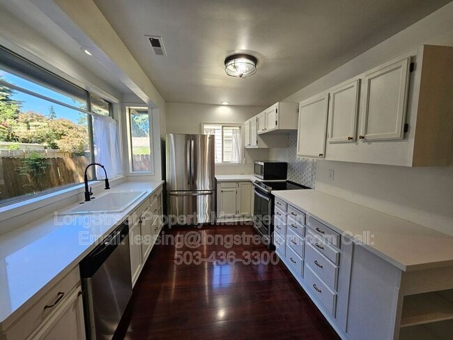 Building Photo - 7209 N McKenna Ave