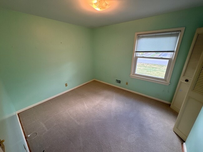 Building Photo - 9718 Lyric Ln