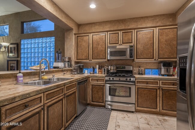 Building Photo - 32746 N 71st St