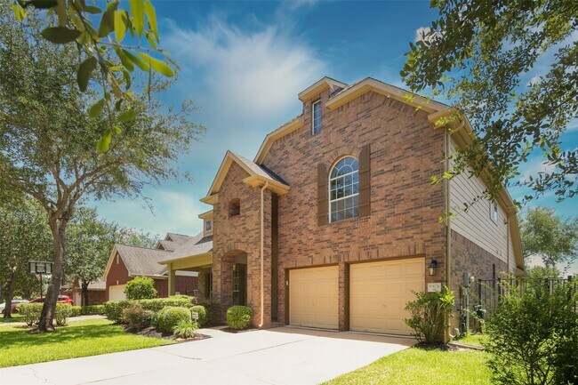 Building Photo - 8306 Golden Harbor