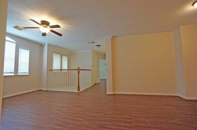 Building Photo - 4126 Midstream Dr