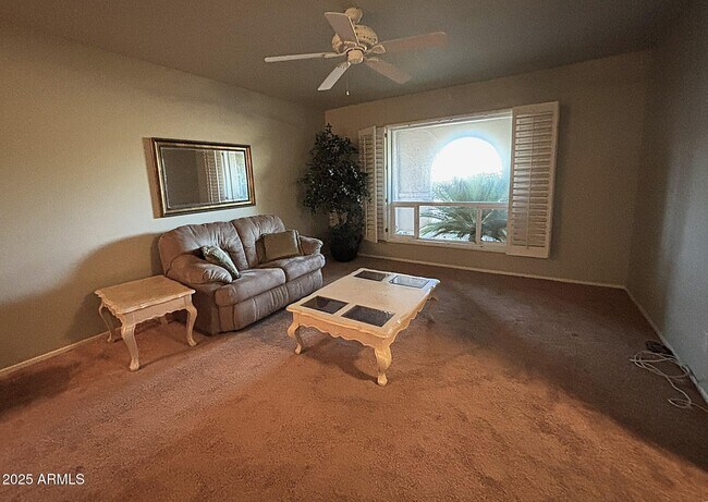 Building Photo - 3625 E Garden Dr