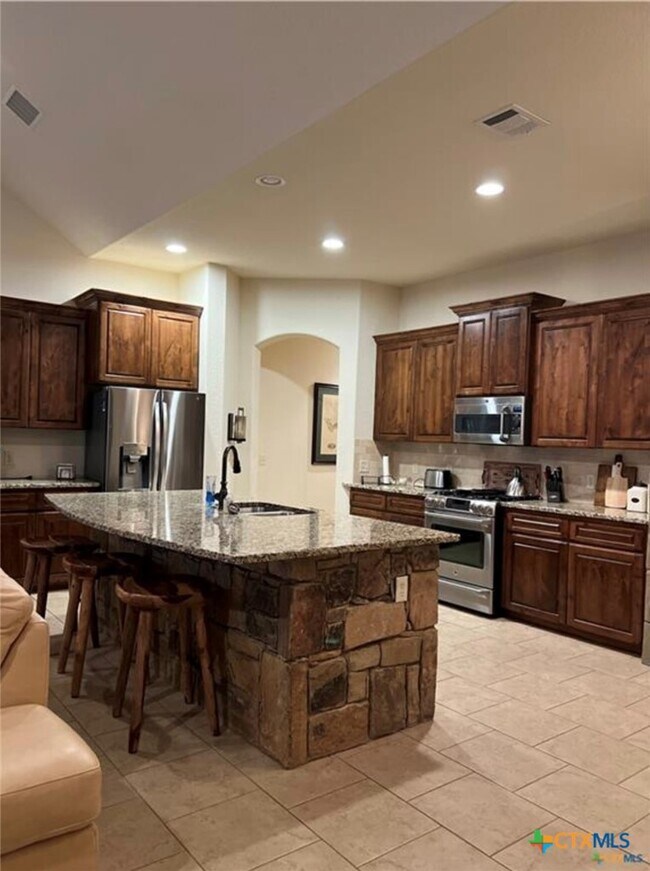 Building Photo - 1223 Gruene Vintage