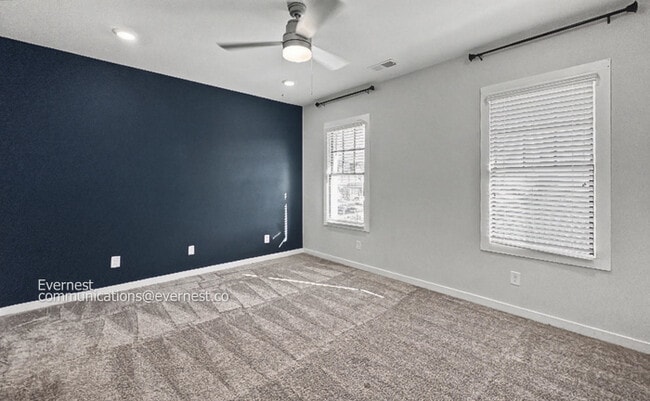 Building Photo - Charming 3BR/3BA Hoover Home with Fenced-In Yard & Modern LVP Flooring