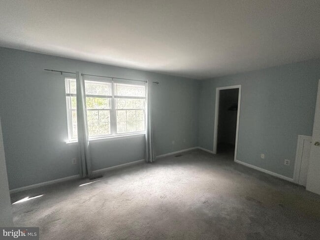 Building Photo - 3329 Ryon Ct
