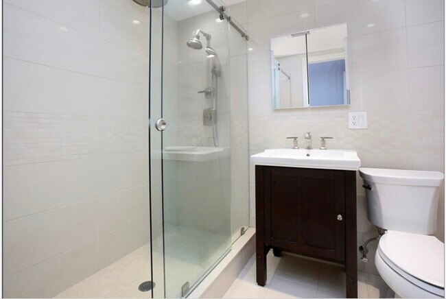 Building Photo - 43 Winter St