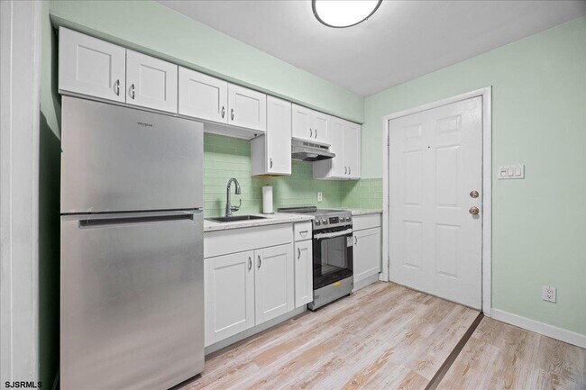 Building Photo - 4224 W Brigantine Ave