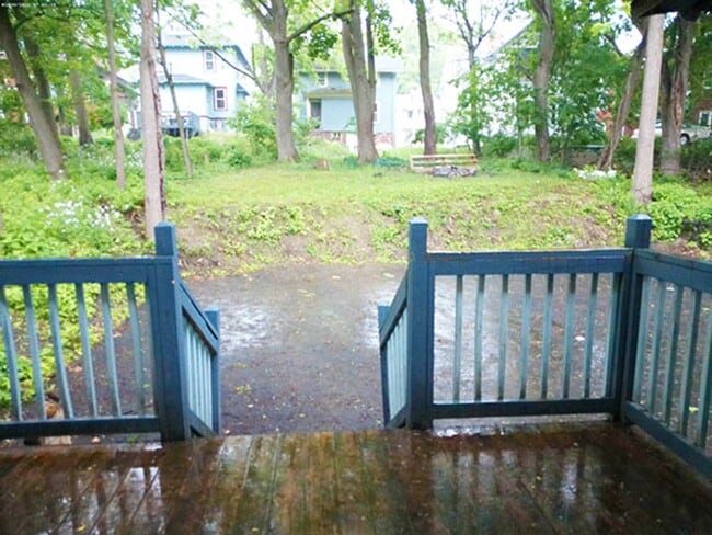 Building Photo - Single Family Home Available 6/1/26