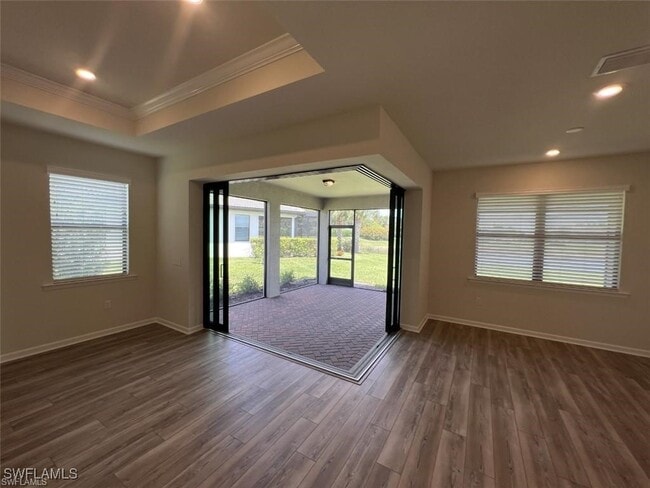Building Photo - 5931 Prosperity Ln