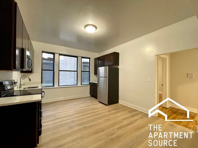 Building Photo - 2323 N Kedzie Blvd