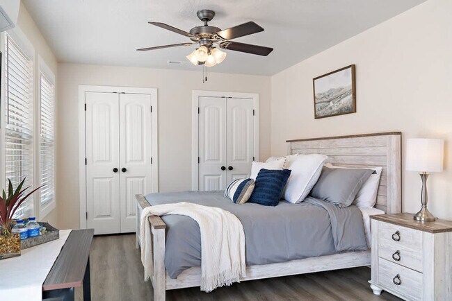 Building Photo - 3273 2530 S